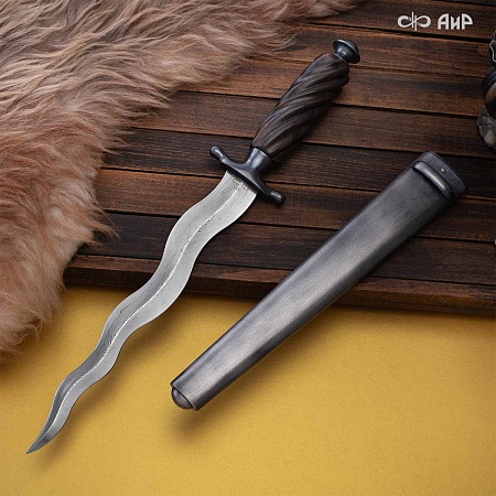 Кинжал с пламенеющим клинком № 39279 - мастера Златоуста
