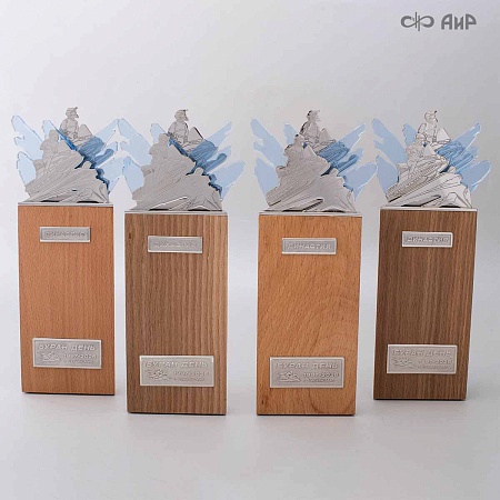 Наградной приз Буран-День Династия (2026) - мастера Златоуста