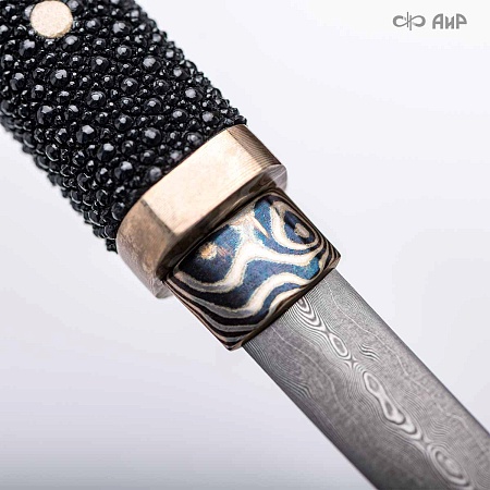 Авторский айкути (ZDI-1016, кожа ската черная, граб, фути, хабаки и касира мокуме гане) - мастера Златоуста