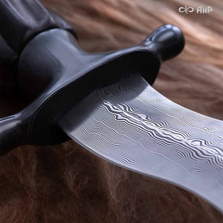 Кинжал с пламенеющим клинком № 39279 - мастера Златоуста