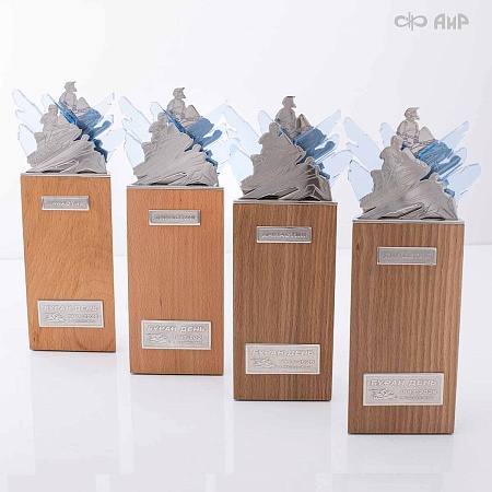 Наградной приз Буран-День Династия (2026) - мастера Златоуста