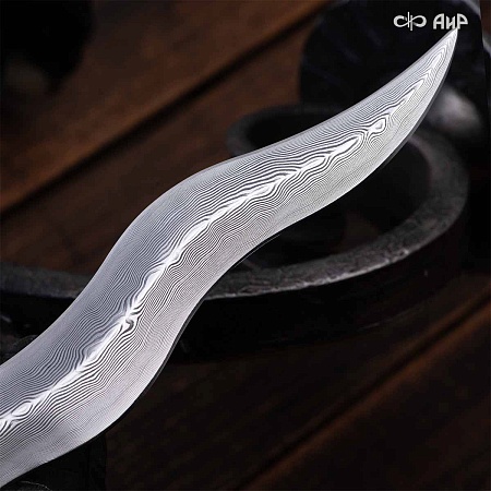 Кинжал с пламенеющим клинком № 39279 - мастера Златоуста